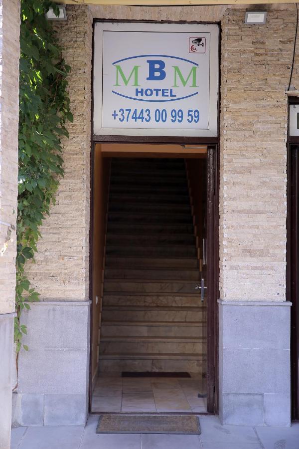 MBM Hotel Jerevan Buitenkant foto